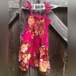 Girls Pink Floral Dress Size 5! 🌺